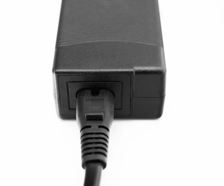 Simagic P-APS Accessories Power Supply – Power Unit for Haptic, LED & Heel-Stop Modules - Image 2